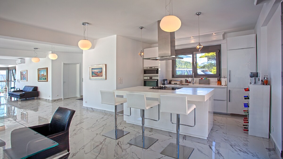 Luxury villa with great views — снимка 5