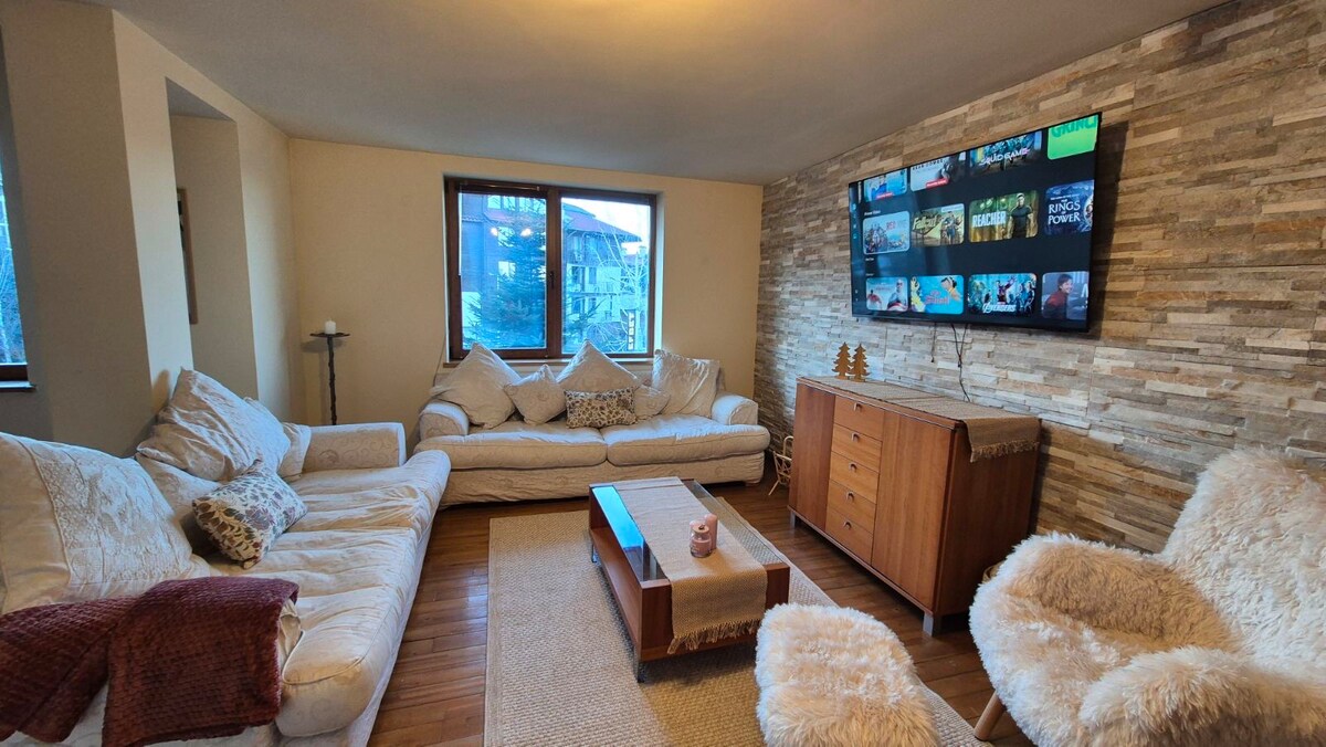 Libell-3BDR Penthouse, 700 meters from Ski Lift — Вила в Банско