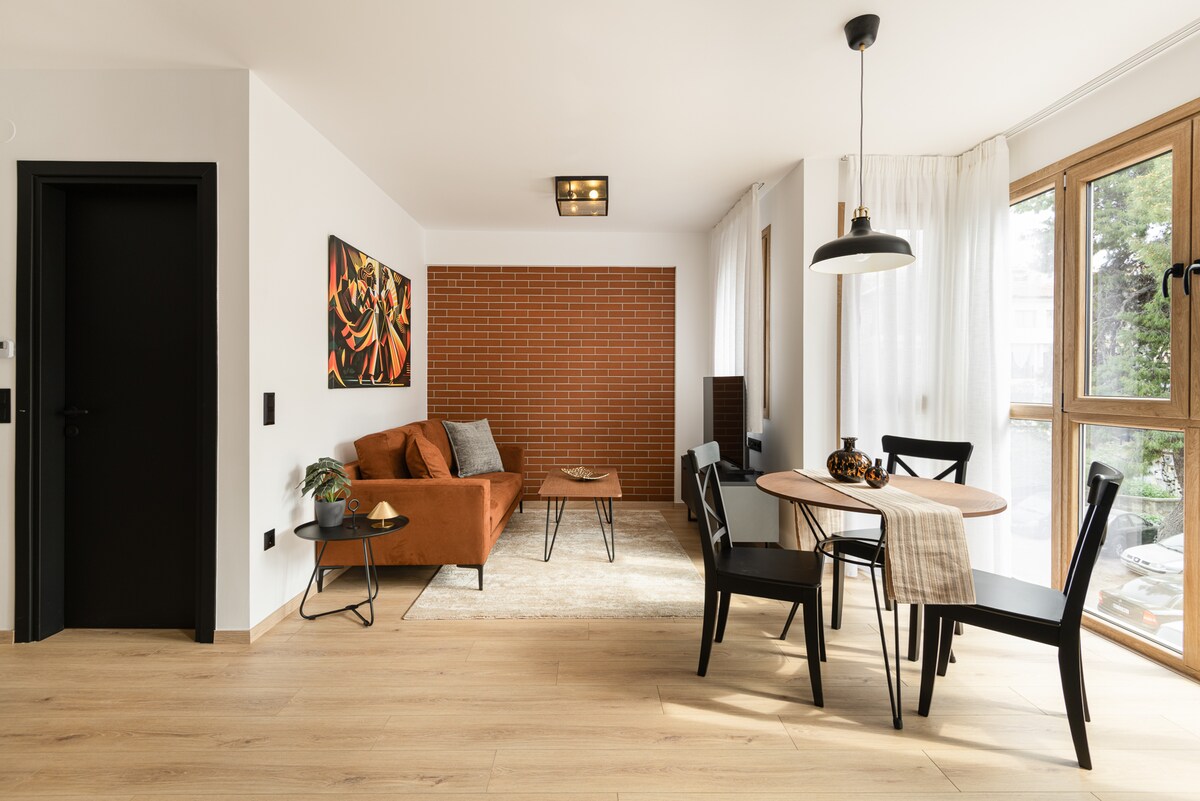 Sunlit flat in Ano Poli | 5min to Aristotelous — снимка 4