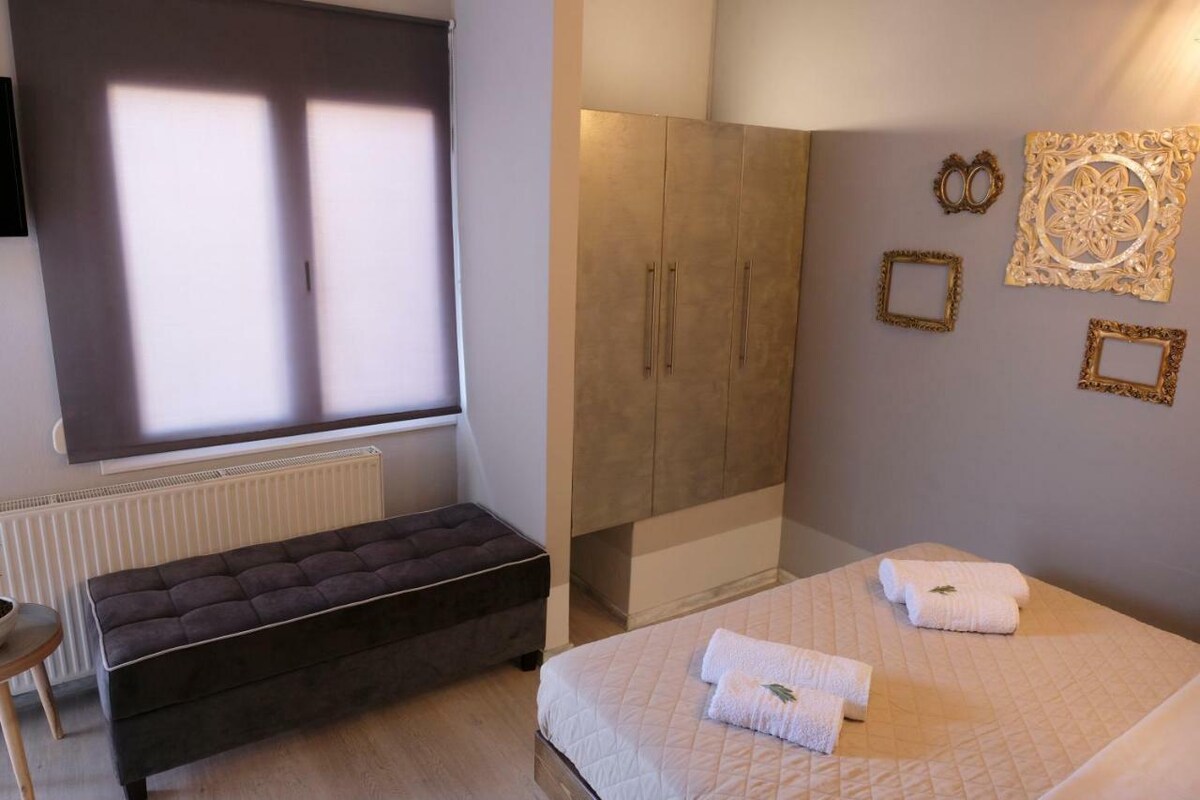 The Project Suite, Heraklion — снимка 2