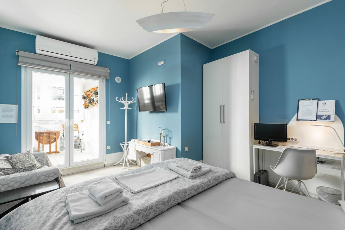 Arvanitidis Suites Romeo central luxury suite — снимка 3