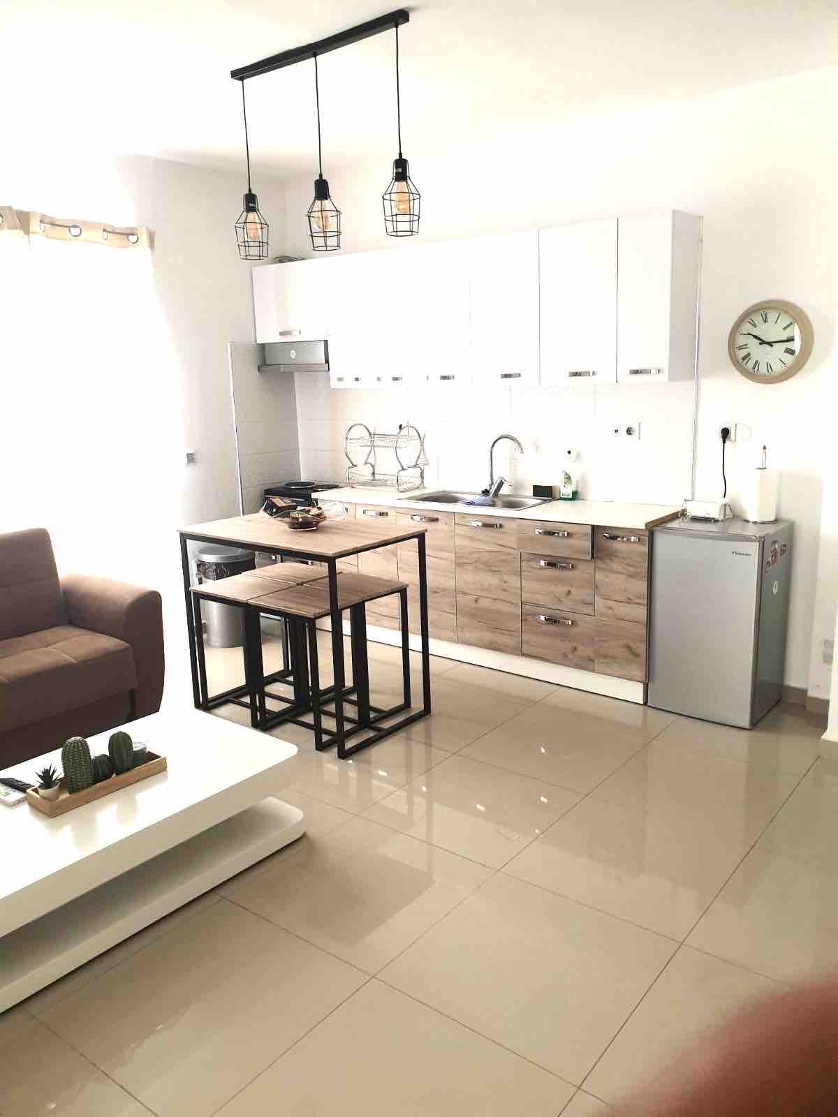 **Cozy, seaside, spacious, 2 bedroom apartment** — снимка 5