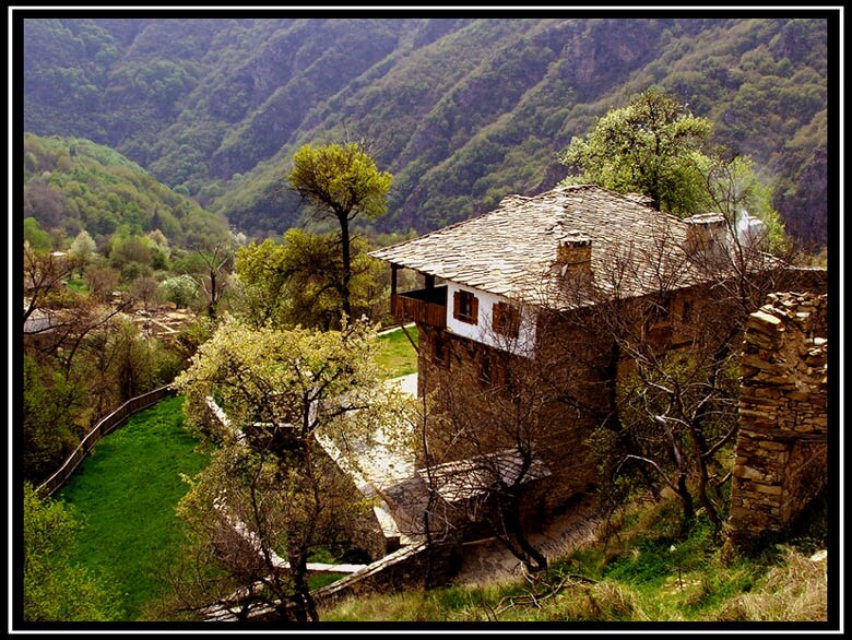 House in Rodopi mounteen-Bulgaria — Къща в Gotse Delchev