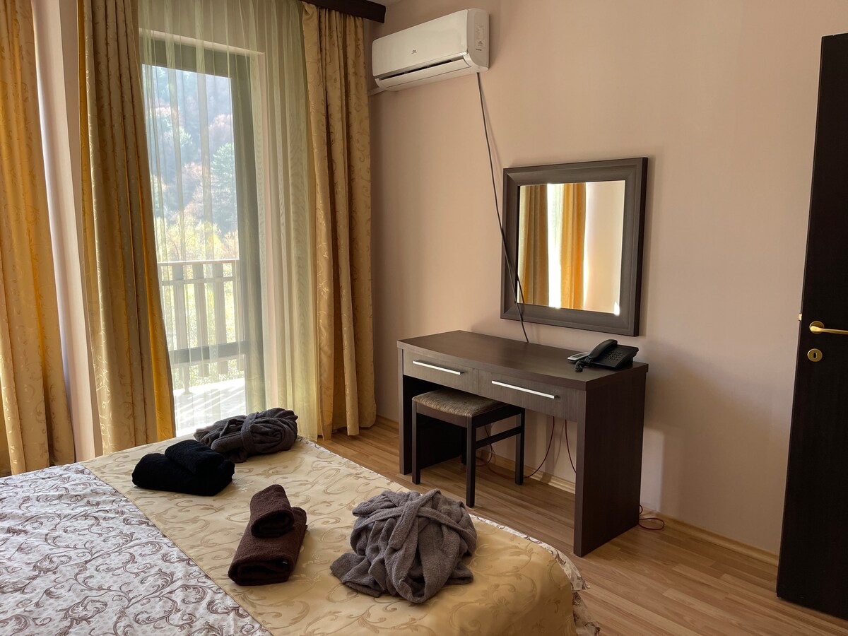 Mia 3 Spa Hotel Sveti Spas — снимка 3