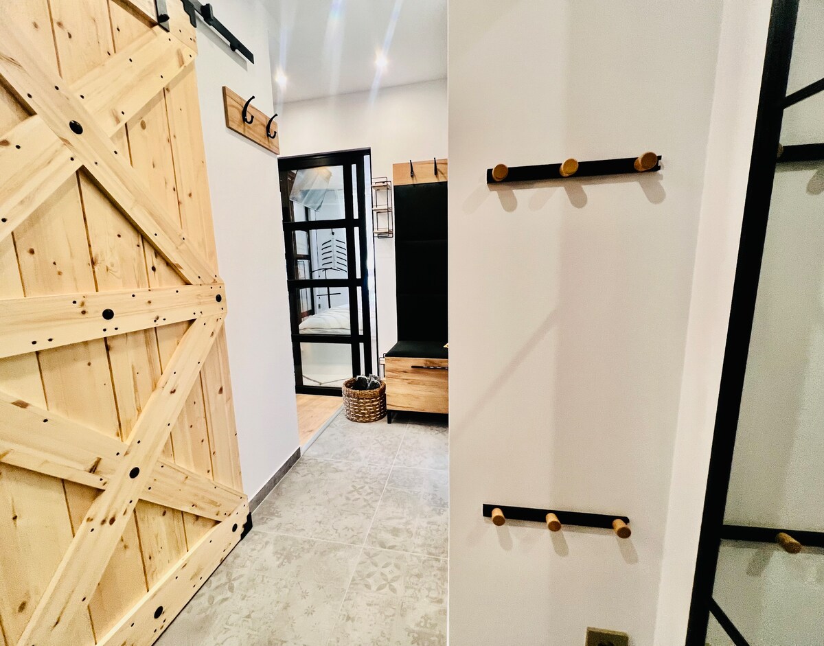 Boutique lux design apartment Royal Towers — снимка 4